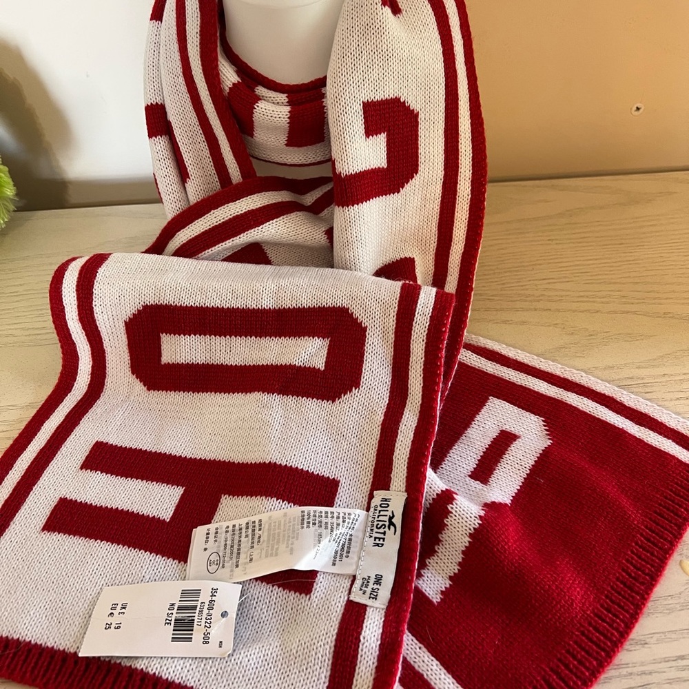 Hollister Co. Accessories | Reversible Unisex Scarf